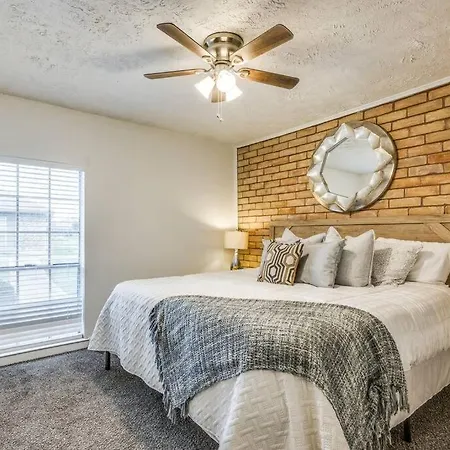 Mpressive Comfort! Grand Prairie Exterior photo