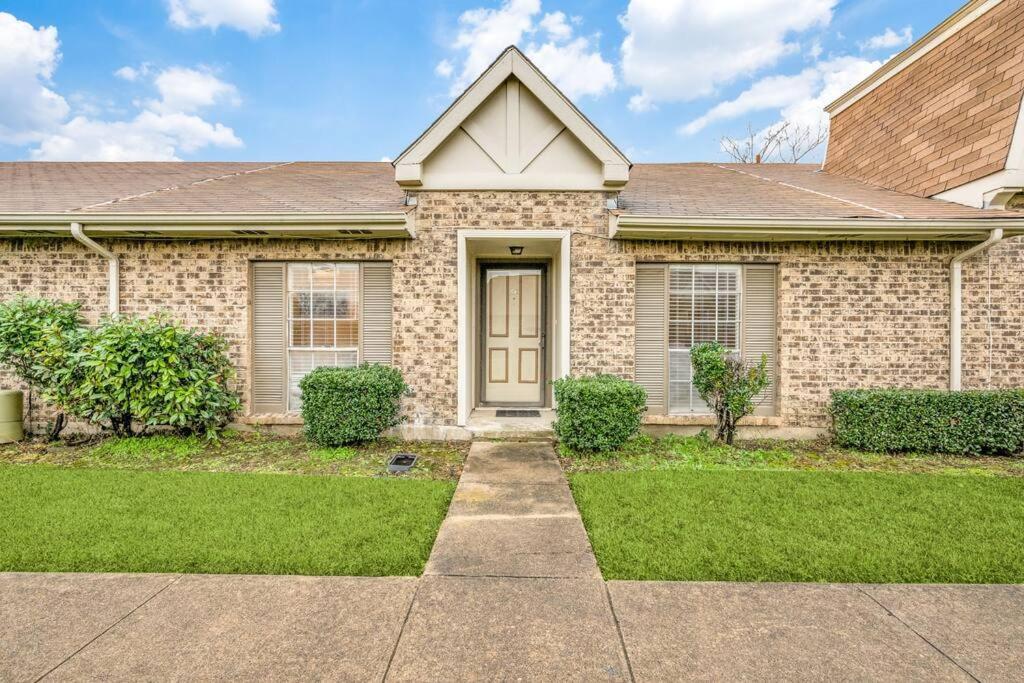 Mpressive Comfort! Apartment Grand Prairie