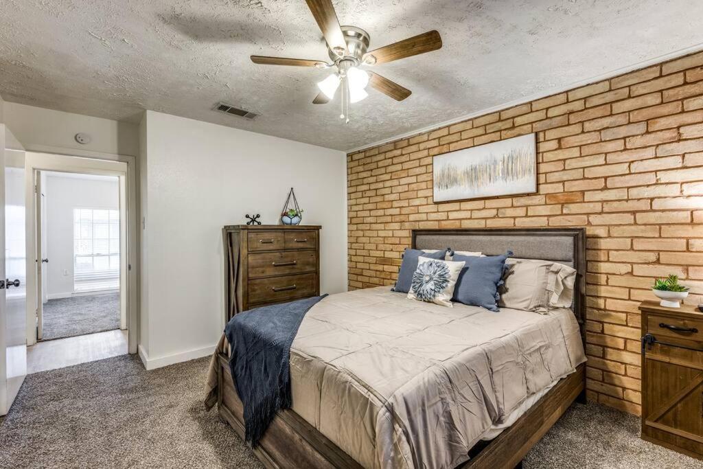 Mpressive Comfort! * Grand Prairie